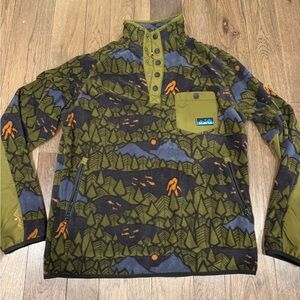 KAVU Teannaway fleece pullover with a Sasquatch Twilight pattern